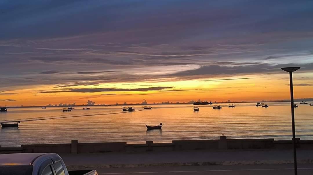 Zea Zide Hotel Prachuap Khiri Khan Bagian luar foto