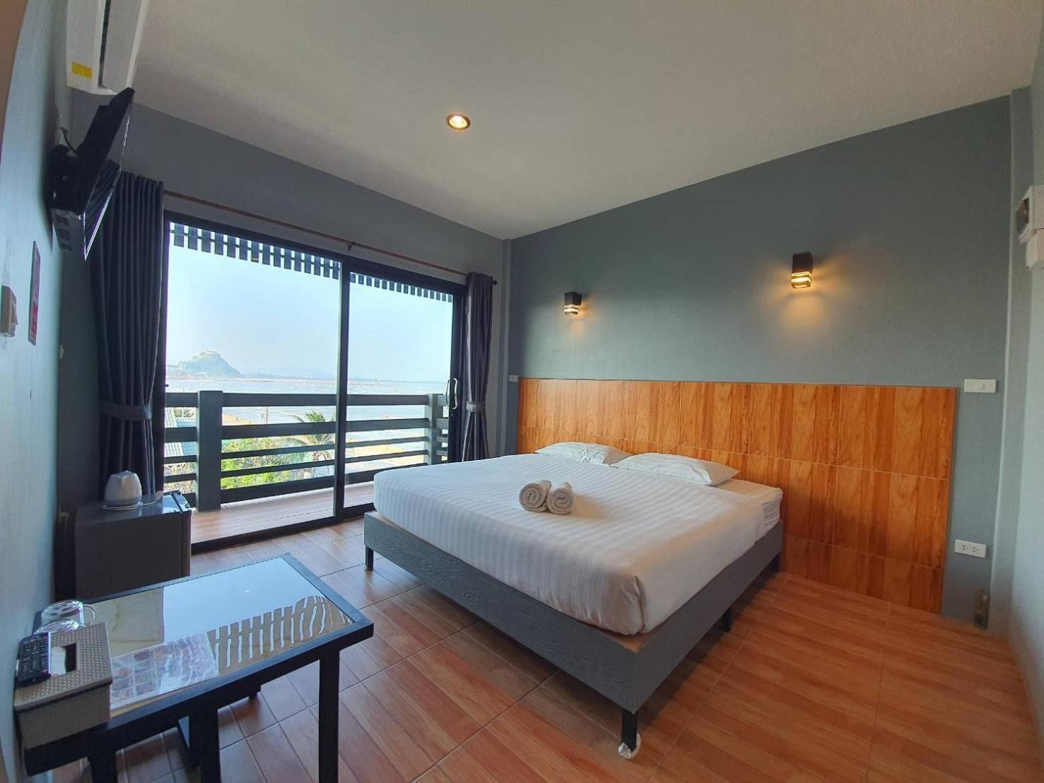 Zea Zide Hotel Prachuap Khiri Khan Bagian luar foto
