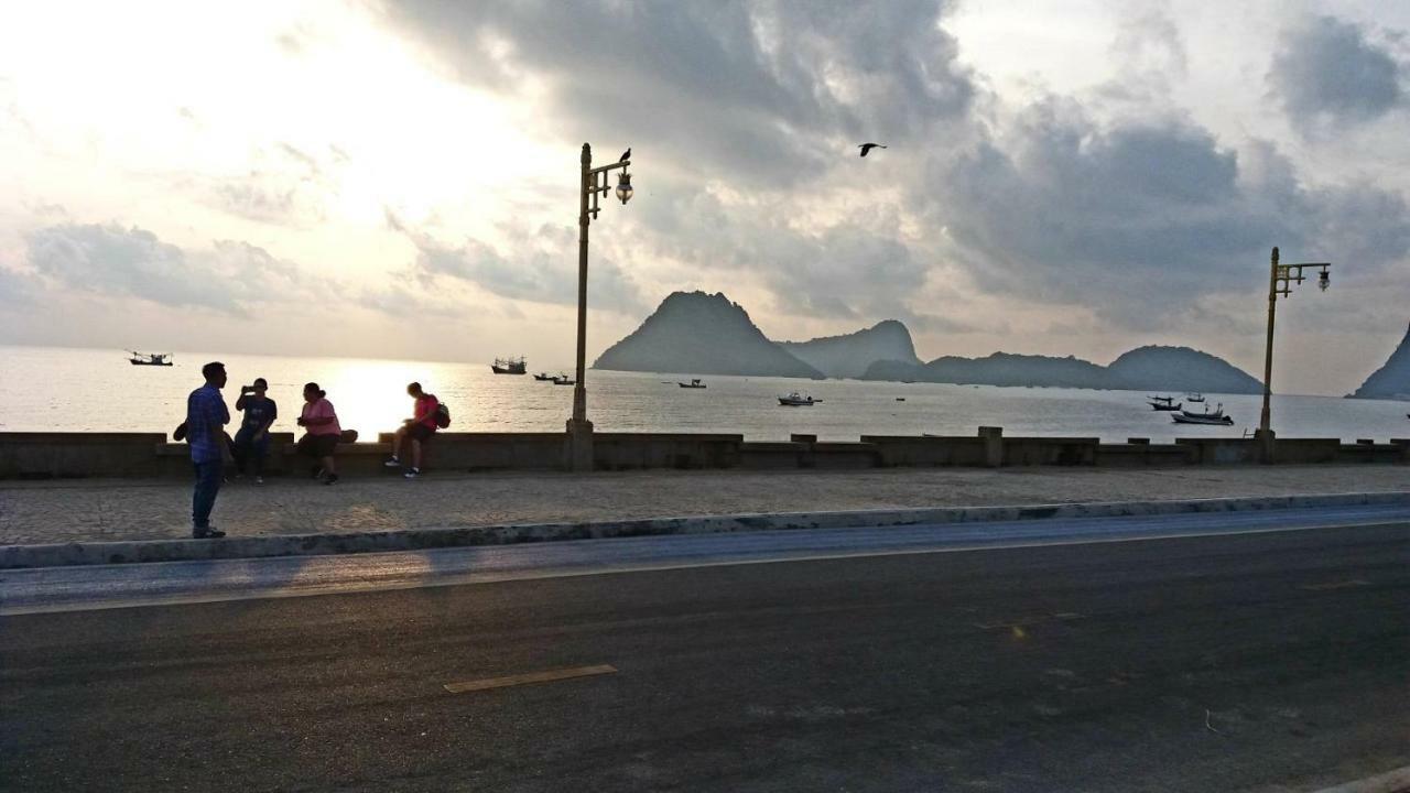 Zea Zide Hotel Prachuap Khiri Khan Bagian luar foto